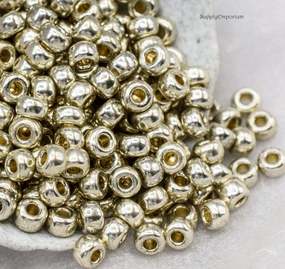 8-4201, Miyuki 22g Duracoat Galvanized Silver 8-4201, Miyuki 22g Duracoat Galvanized Silver