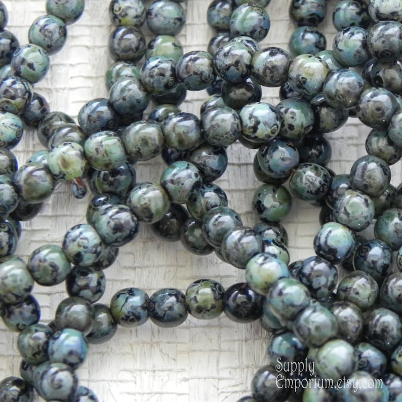 100 4mm Round Pressed Czech Glass Druk Beads Green Iris Metallic
