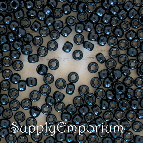 10g Opaque Jet Black TOHO Seed Beads 8//0-49