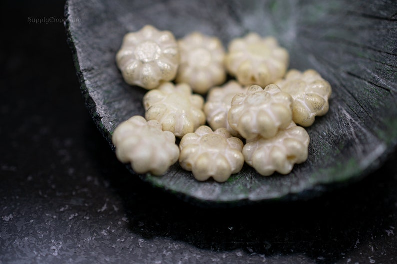 Czech Flower Beads, Cactus Flower Bead, Czech Yellow Ivory Mercury 9mm Cactus Bead Yellow Ivory Mercury 9mm Flower Beads, 3425R, 25 Beads image 2