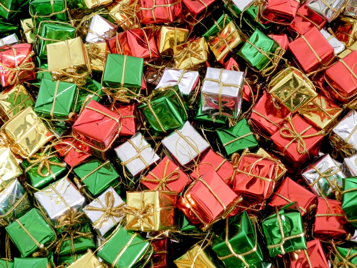 1 Christmas Package Ornament Set of 12 Metallic Etsy