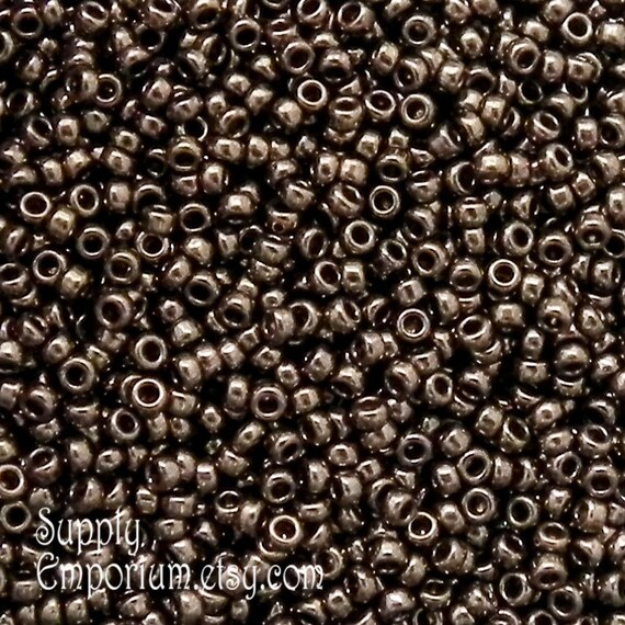 Miyuki Round Rocailles 15//0 Metallic Bronze Seed Beads RR-457