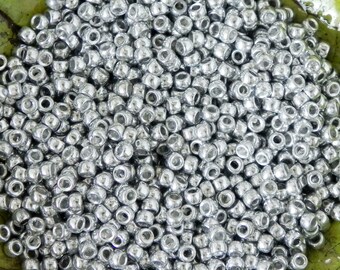 Size 7/0 Silver Matubo Seed Beads - 16 grams - Crystal Full Labrador 7/0 Matubo Seed Beads - 1642 - Silver 7/0 Seed Beads