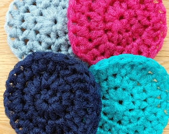 Set of 4 dish scrubbies. Crochet nylon dish scrubbers. Navy, fuschia, gray, and teal.