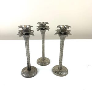 Set med 3 vintage palmträdsljusstakar – Silverfärgade aluminiumkoniska hållare
