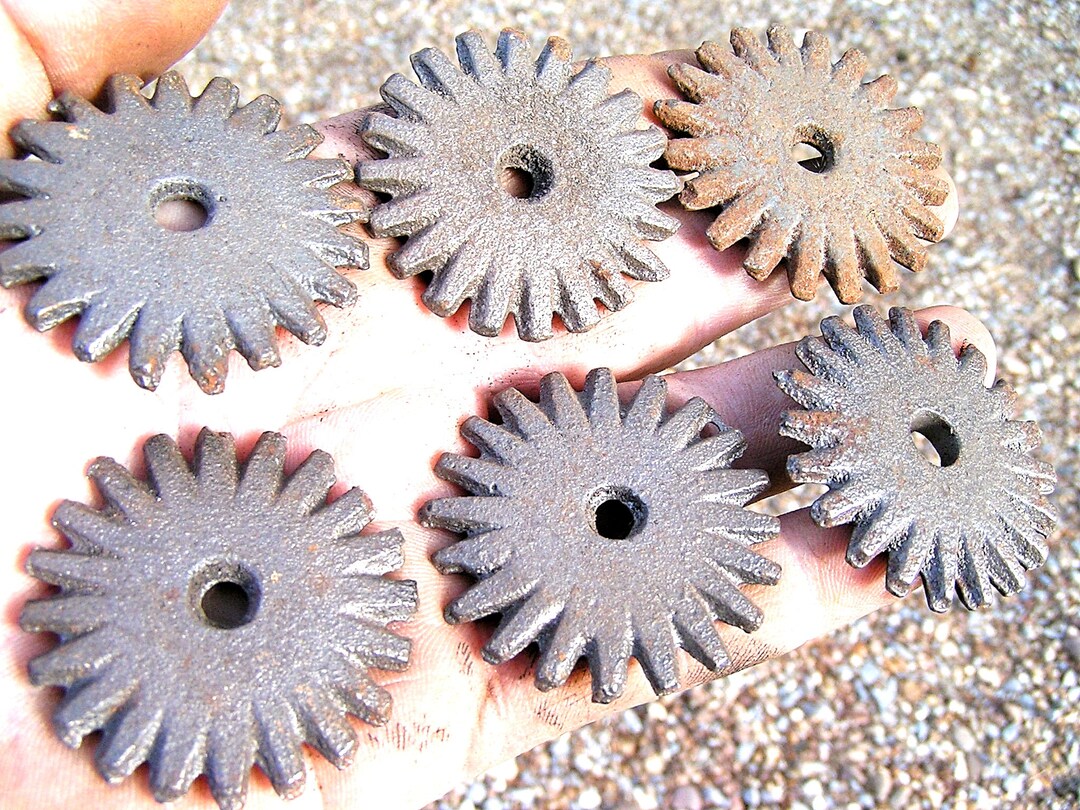 SIX Cast Iron Western Spur Rowels for Accents, Embellishments, Crafts