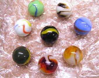 8 LARGE glass marbles, New Old stock, set DAW1