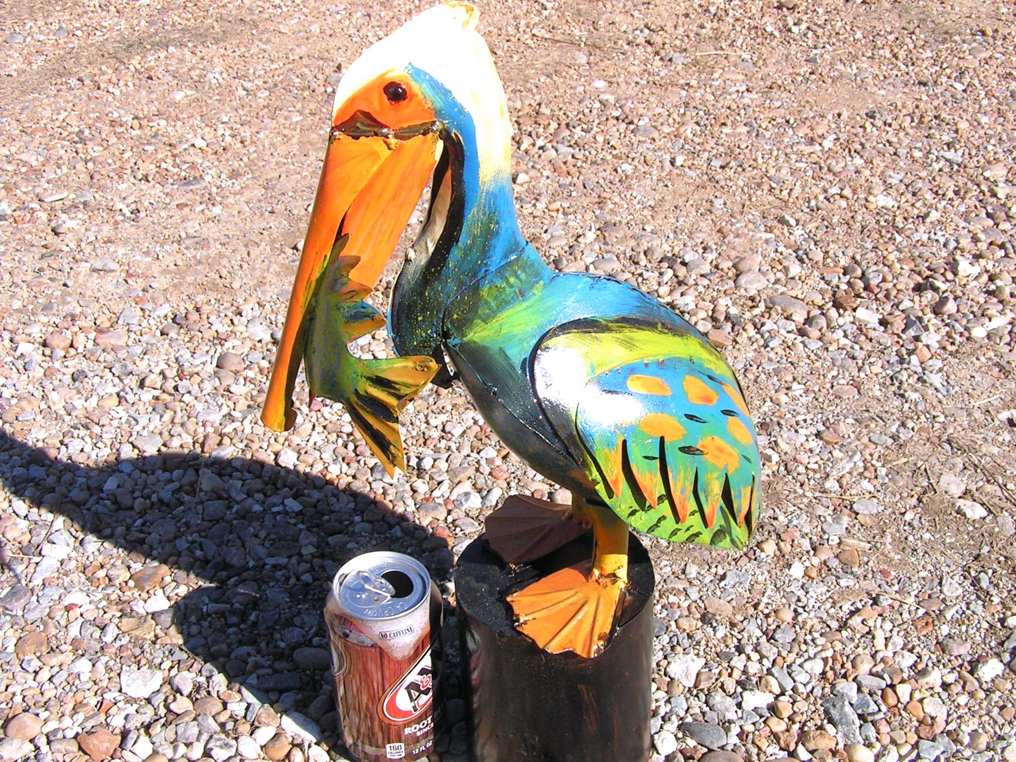 デコパージュ ꔛ‬ꕤ ガーデン雑貨 *フェンス  *ピック *アリウム *リメ缶 Metal Art PELICAN on Pier Sculpture, Junk Iron Yard Art, Garden