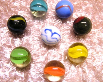 8 LARGE glass marbles, New Old stock, set 41924