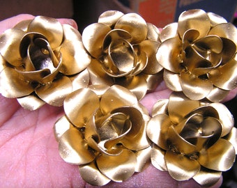 FIVE medium Roses, metal flowers for crafts, jewelry, embellishments and accents, shiny Chrome, Gold color