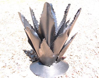 Metal Art garden agave cactus sculpture, Junk Iron, FOURTEEN leaves, Dark Steel