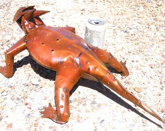 GIANT Metal Art Texas Horney Toad, Junk Iron Art Frog, Garden Yard art, or pond ,fountain, horned toad