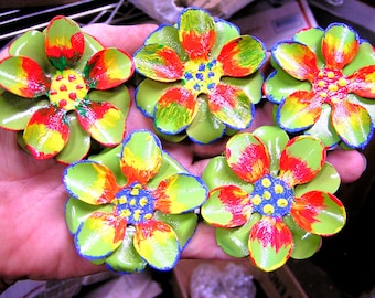 FIVE flat metal flowers for accents, embellishments, crafting, jewelry, art, arrangements, green
