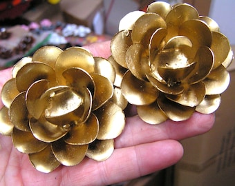 TWO Large metal Gold colored rose flowers for accents, embellishments, crafting, jewelry, art, woodworking, arrangements, set P2