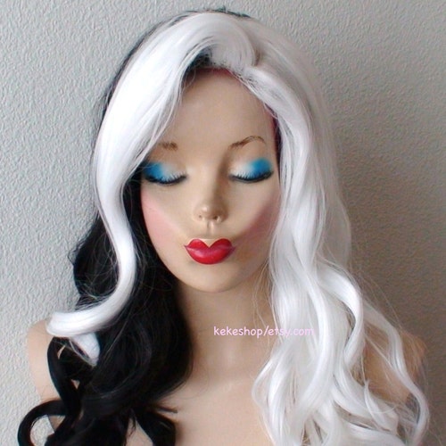black wig with side bangs