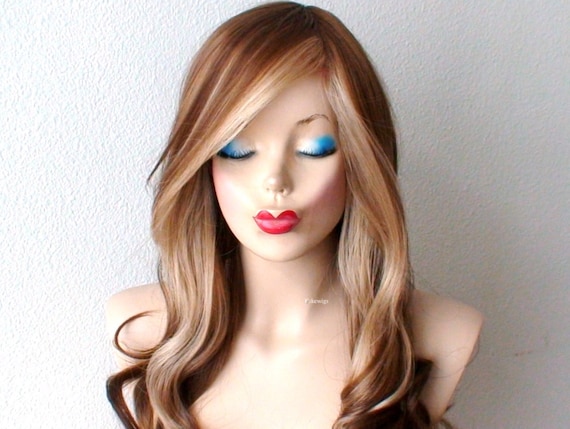 26" Honey Blonde Curly Wig: Heat-Friendly Synthetic Hair