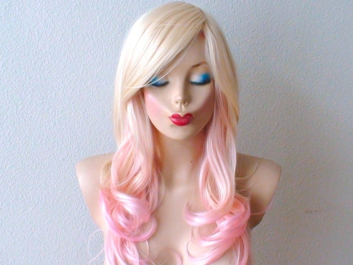 BERON Kurze, Gelockte Kunsthaar-Perücke Mit Pony – 35,6 Cm Länge, Hot Pink, Hitzebeständig Bis 150°C