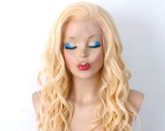 Human hair wig. Lace front  wig. Blonde wig. Wavy hair side bangs wig.