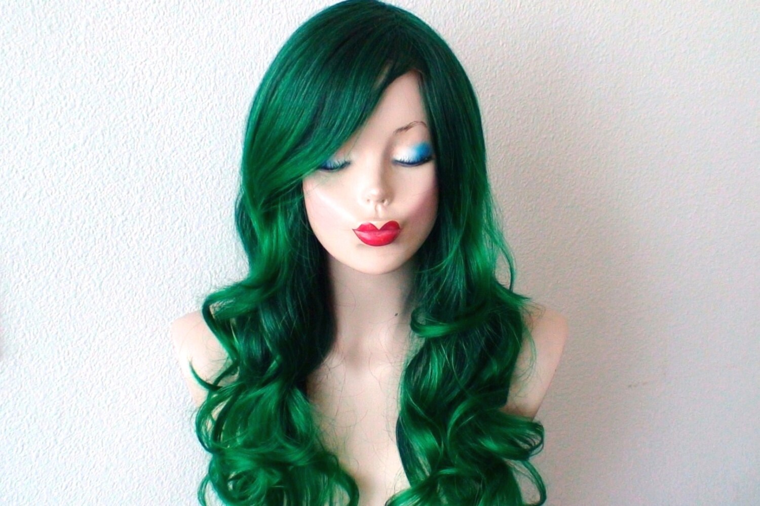 Irish Green Ombre wig. 26 Curly hair side bangs wig. | Etsy