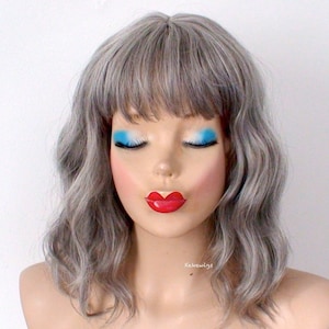 Grey wig. Short curly salt and pepper gray wig. 16&quot; Wavy hair with bangs wig. Heat friendly synthetic hair wig.