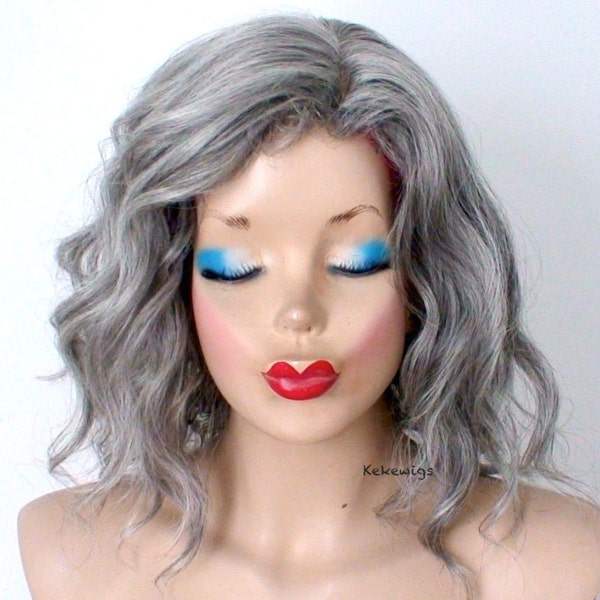 Grey wig. 16" Wavy hair wig. Heat friendly synthetic hair wig.