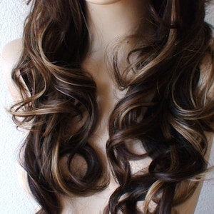Brown Toffee Ash blonde wig. 26&quot; Curly hair side bangs wig. Heat friendly synthetic hair wig.