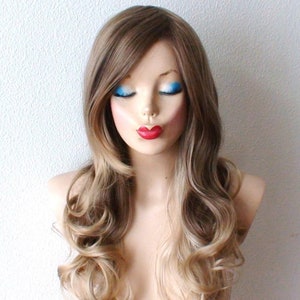 Ash Brown/Ash blonde Ombre wig. 26&quot; Curly hair side bangs wig. Heat friendly synthetic hair wig.