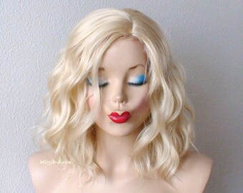 Blond wig. 16" Wavy hair wig. Lace front wig. Heat friendly synthetic hair wig.