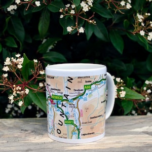 Mug personnalisé avec carte topographique, cadeau de mariage pour couple, cadeau pour une nouvelle maison, anniversaire de mariage.