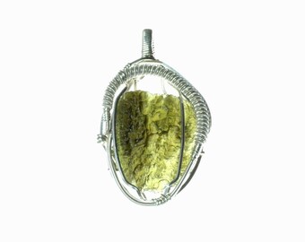 Wire Wrapped Moldavite Pendant Wire Wrap Moldavite Wire Wrapped Moldavite Jewelry Pendant Moldavite Handmade Moldavite Pendant Meteorite