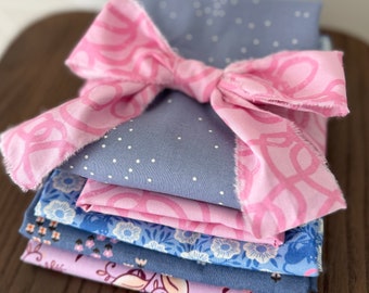 Lovelace - throw size quilt kit