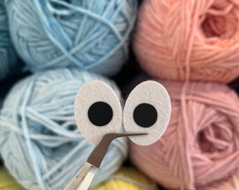 Felt Eyes for Dog Crochet Pattern - Centered
