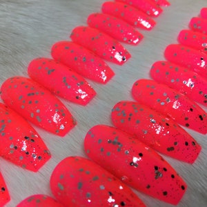 Set of 20 Handpainted Barbie Pink Glossy Confetti Nails | • CHOOSE YOUR SHAPE • press on nails • fake nails • false nails