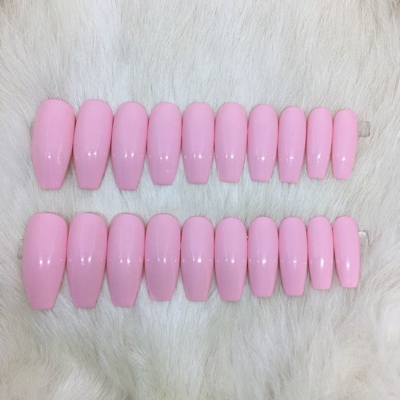 Set of 20 Handpainted Powder Pink Glossy Nails CHOOSE YOUR SHAPE press on nails fake nails false nails image 2