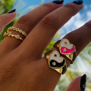 Yin Yang Ring, Yin Yang Heart Ring, Signet Ring,Boho Ring,Ying Yang Jewelry,Serenity Ring,Gift for Daughter,BFF Gift,Stacking Rings for her