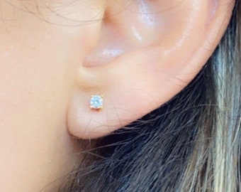18K Tiny Stud Diamond Earrings,Dainty small stud earrings,Minimalist Earrings,Baby Gift for Little girl,Diamond Earrings,Nose Cartilage Stud