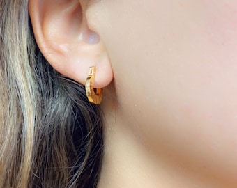 Small Ridged Gold Filled Hoop Earrings,Small Boho Hoop Earrings,Gold Vintage Hoop Earrings,Small Gold Hoops,Huggie Hoops,Everyday Gold Hoops