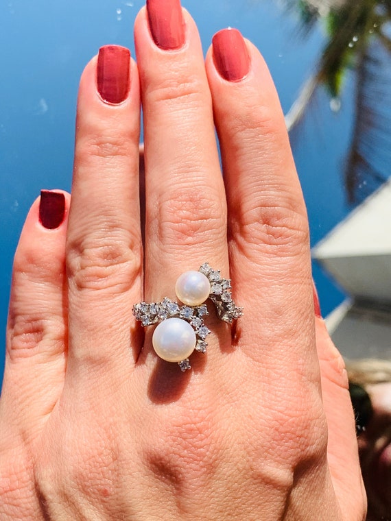 Giant 2024 pearl ring