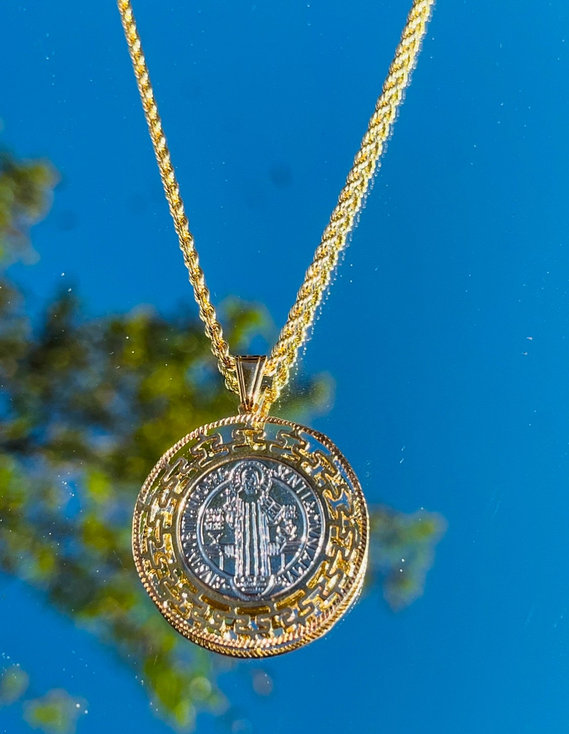 18k Saint Medal Necklace, Religious Gold Filled Necklace, St Benedict  Necklace, Christian Necklace, Cadena San Benito, Large Gold Medallion -   Israel