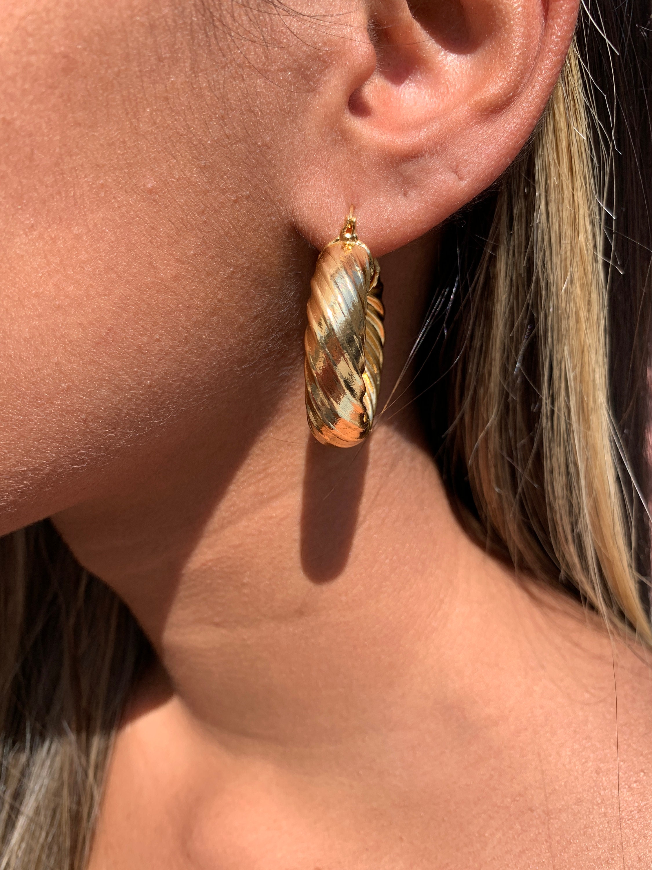 GRANDI ORECCHINI A CERCHIO ENORMI CERCHI Texture MODELLO - Foto 9