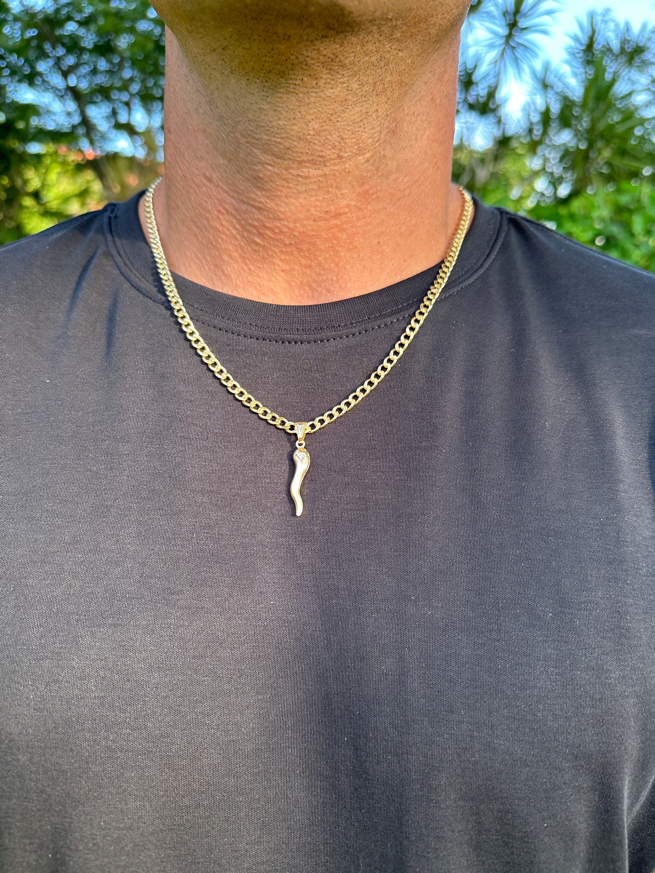 Mens italian horn necklace discount
