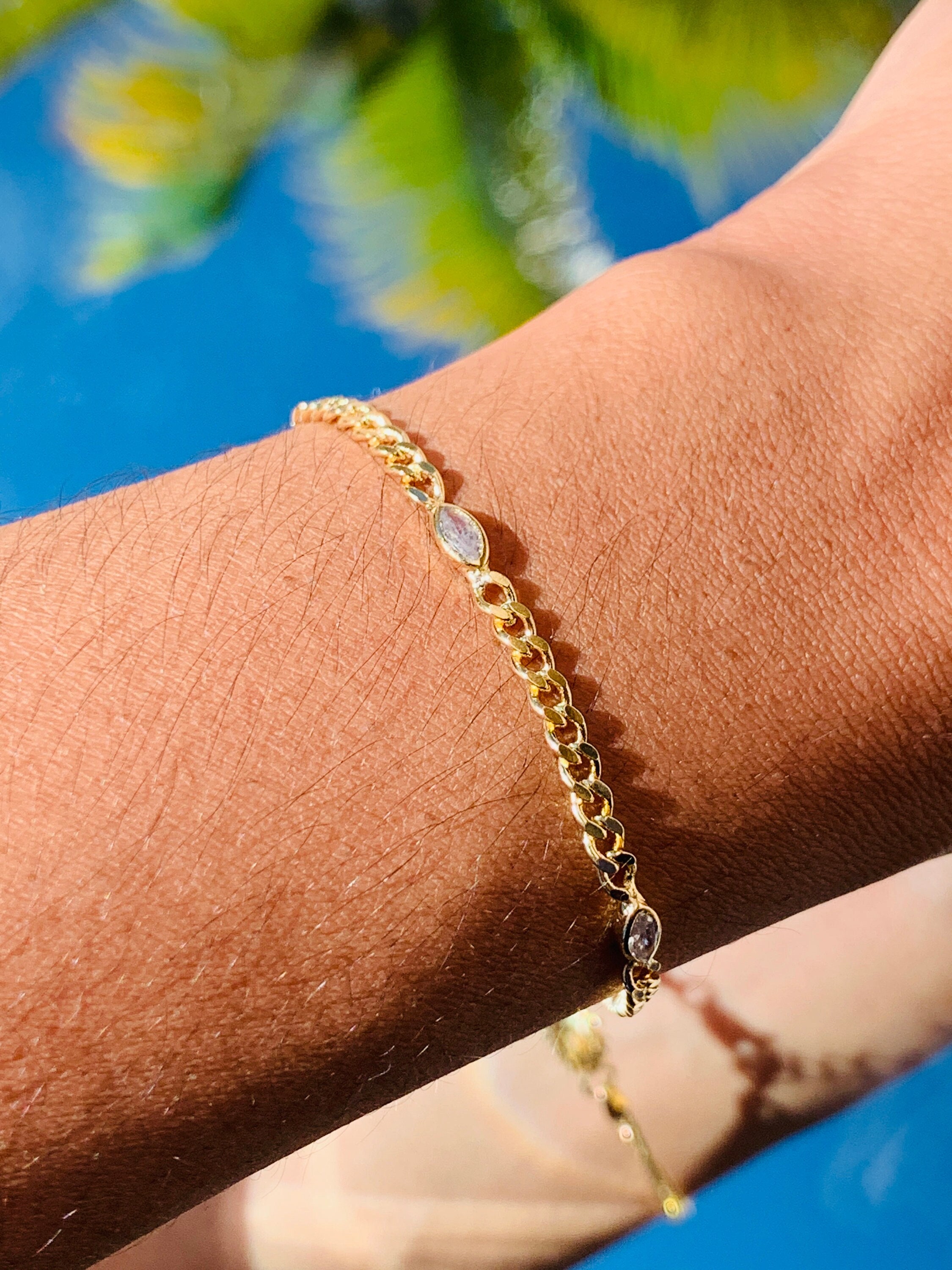 KE05 - BRACCIALE IN ORO BIANCO 18K CON MAGLIE A BINARIO E PAVE' DI