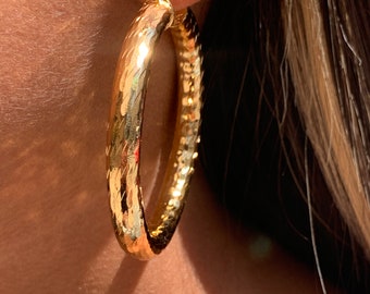 18K grote goud gevulde hoepel oorbellen, grote hoepel oorbellen, gouden hoepel oorbellen, hoepel oorbel, hoepels, hoepel, gouden hoepels, 18KT, oorbel, gouden vulling