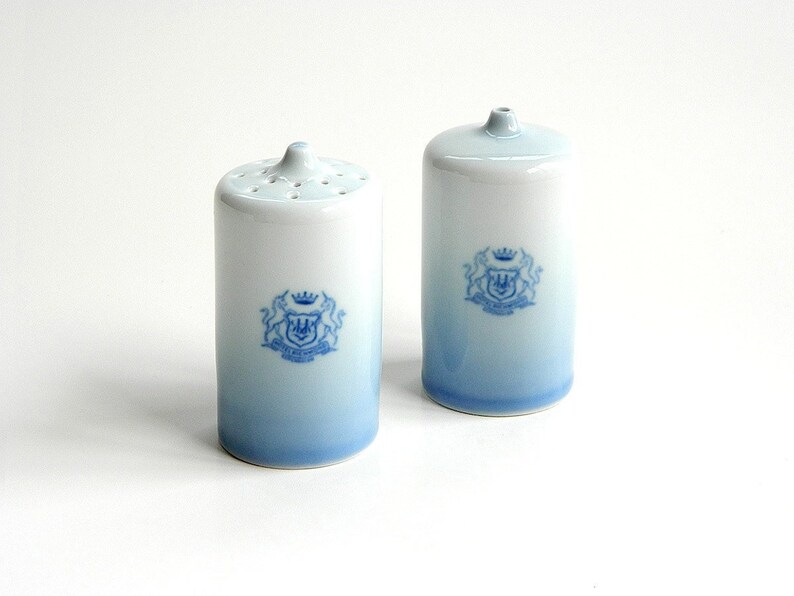 Bing & Grøndahl salt and pepper shakers blue ombre Hotel Richmond sleek mod mid century modern design B and G Danish porcelain Denmark 1970 image 1