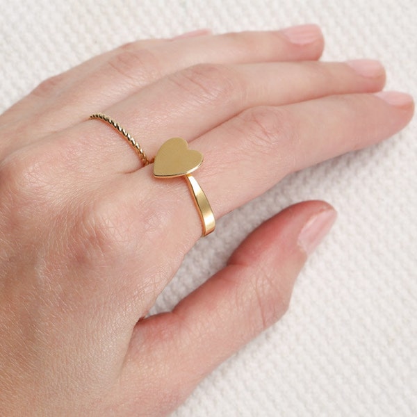 Gold Heart ring, love ring, dainty gold filled ring, delicate jewelry.