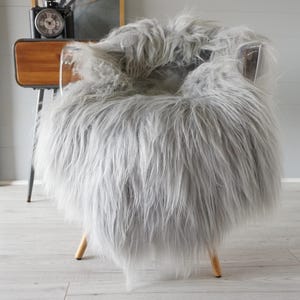 Genuine Single Icelandic Sheepskin Rug | Sheepskin Throw | Shaggy Rug | Real Sheepskin Rug | Scandinavian Sheepskin Rug | Rare Long Wool Rug