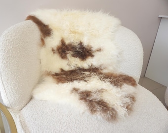 Tappeto in pelle di pecora mongola: coperta in vera lana riccia - 94 x 55 cm