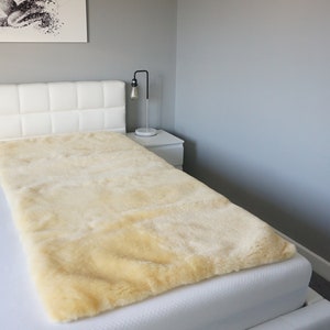 Genuine Medical Sheepskin Mattress Pad | Sheepskin Bed Mat | Sheepskin Underlay | Arthritis Pain Relief | High Quality | Super Soft Wool image 3