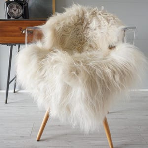 Genuine Single Icelandic Sheepskin Rug | Sheepskin Throw | Shaggy Rug | Real Sheepskin Rug | Scandinavian Sheepskin Rug | Rare Long Wool Rug