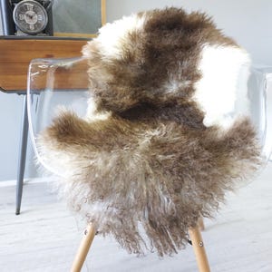 Boho Home Must-Have – Mongolian Sheepskin Rug | Real Curly Wool | Perfect Throw for Neutral Interiors & Cosy Corners | Housewarming Gift